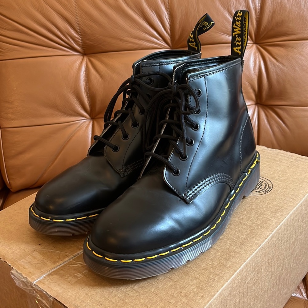 Dr martens Made in England 6eye black smooth
